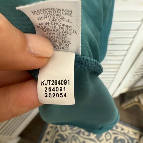 J. JILL WEAREVER COLLECTION Women's L Ponte Knit Button Blazer Career Beachy - Picture 12 of 15